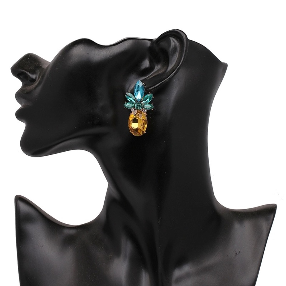 Mai Tai Studs